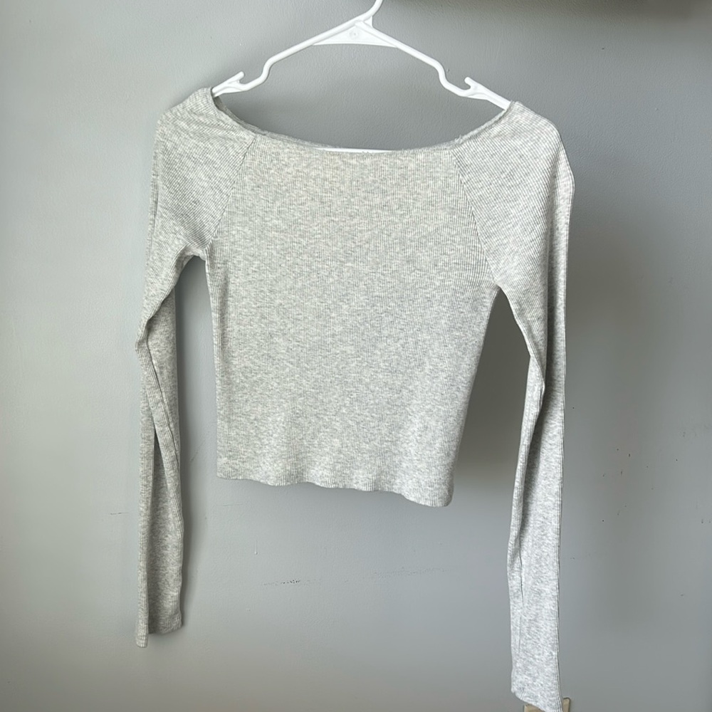 off the shoulder brandy melville long sleeve